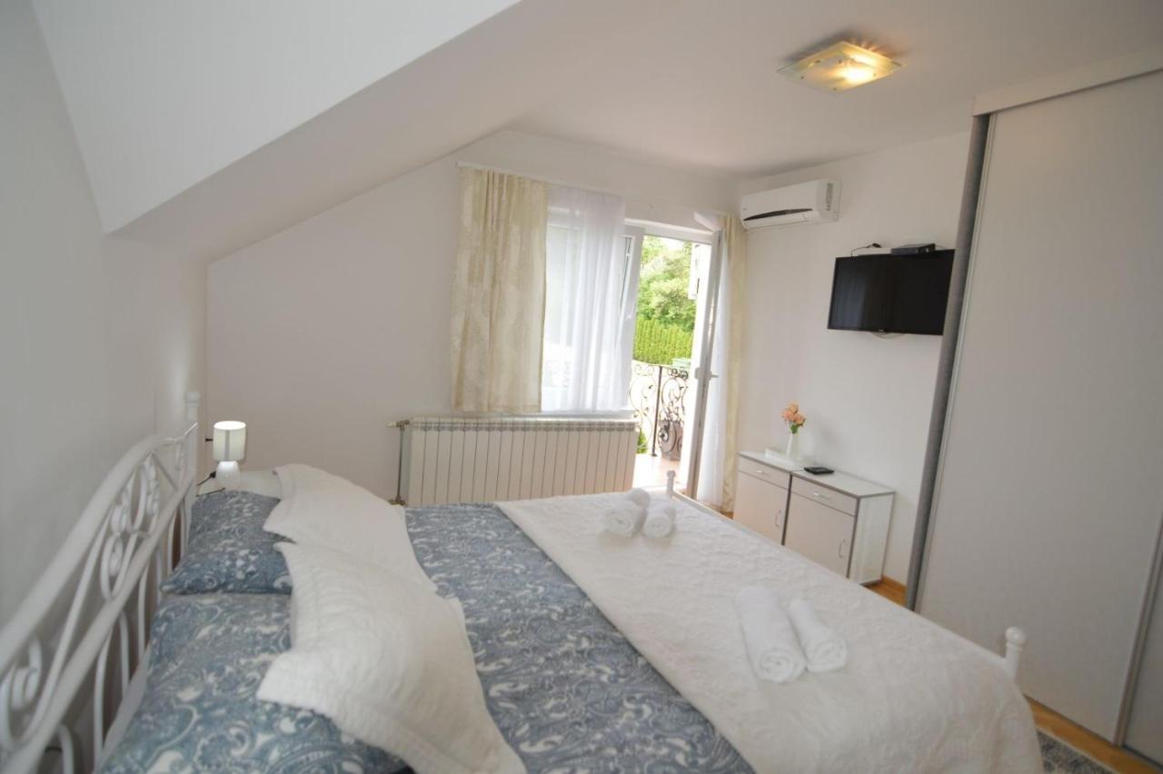 Suncani Breg Apartments Vrdnik Ngoại thất bức ảnh