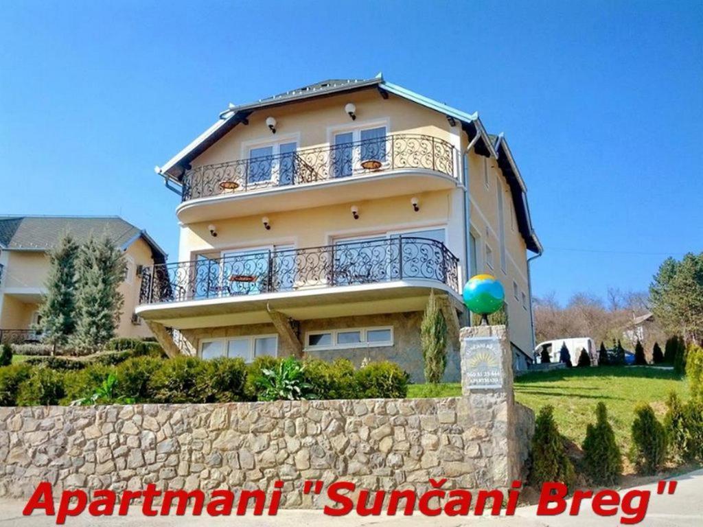 Suncani Breg Apartments Vrdnik Ngoại thất bức ảnh