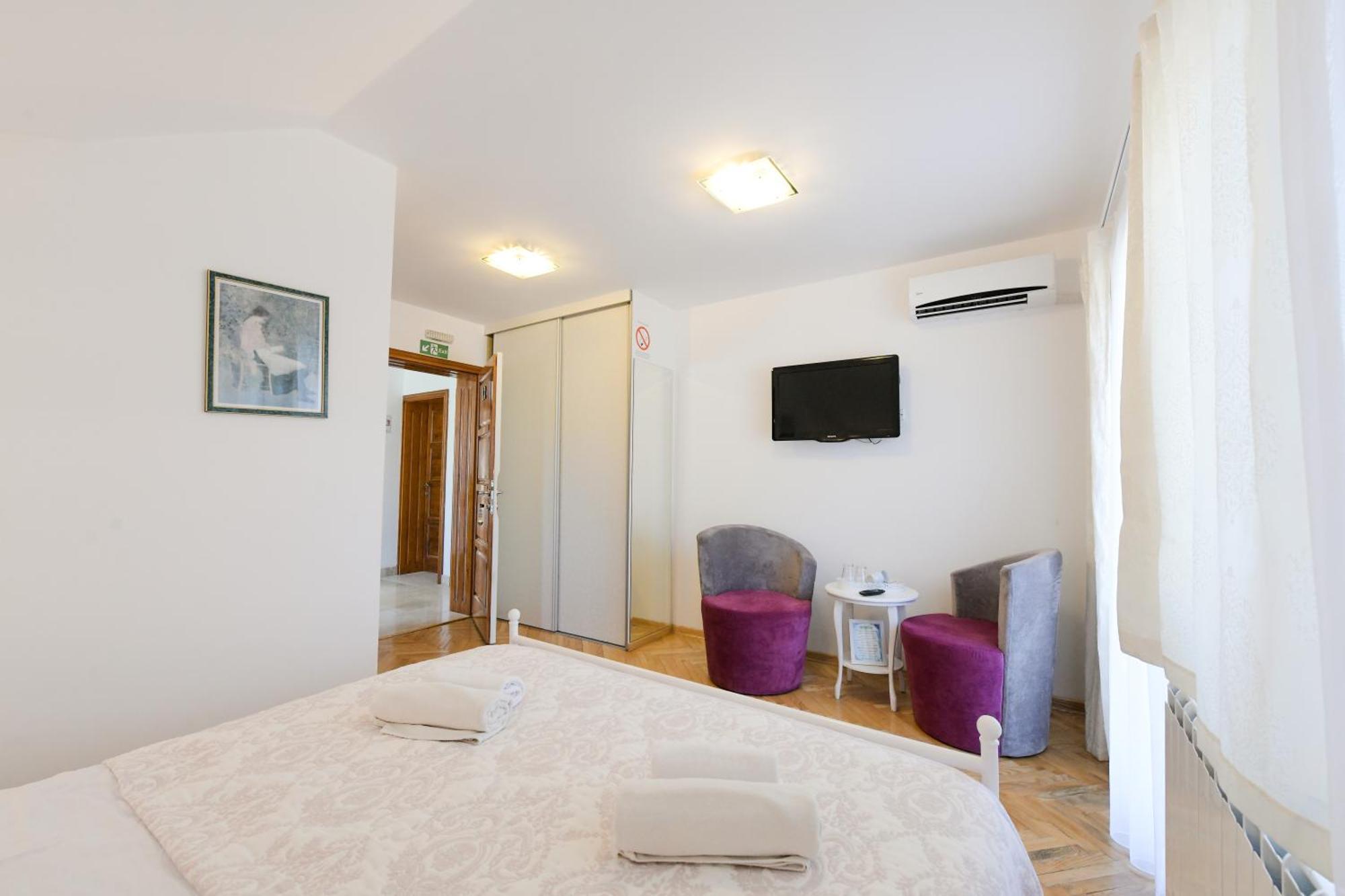 Suncani Breg Apartments Vrdnik Phòng bức ảnh
