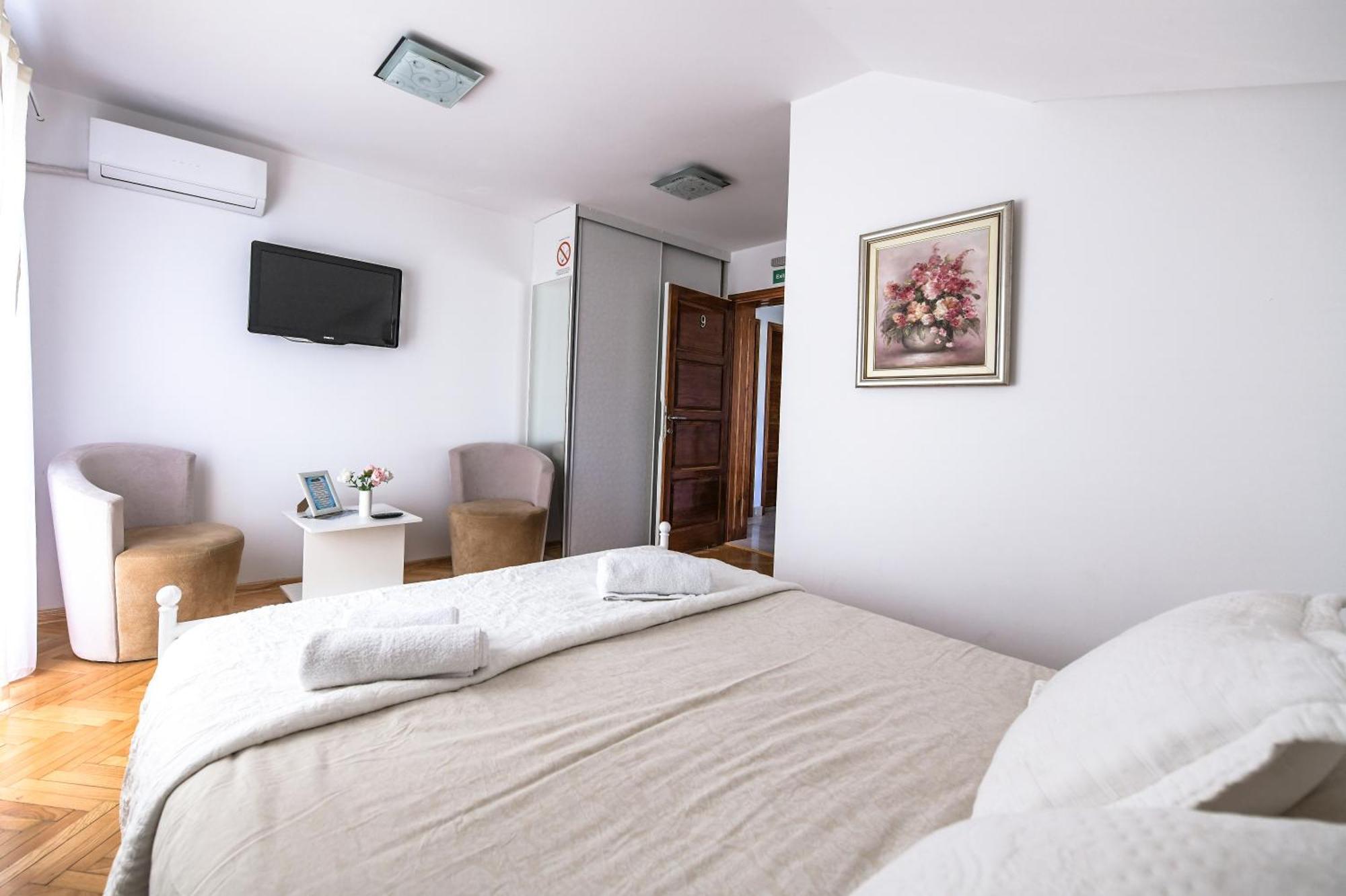 Suncani Breg Apartments Vrdnik Phòng bức ảnh