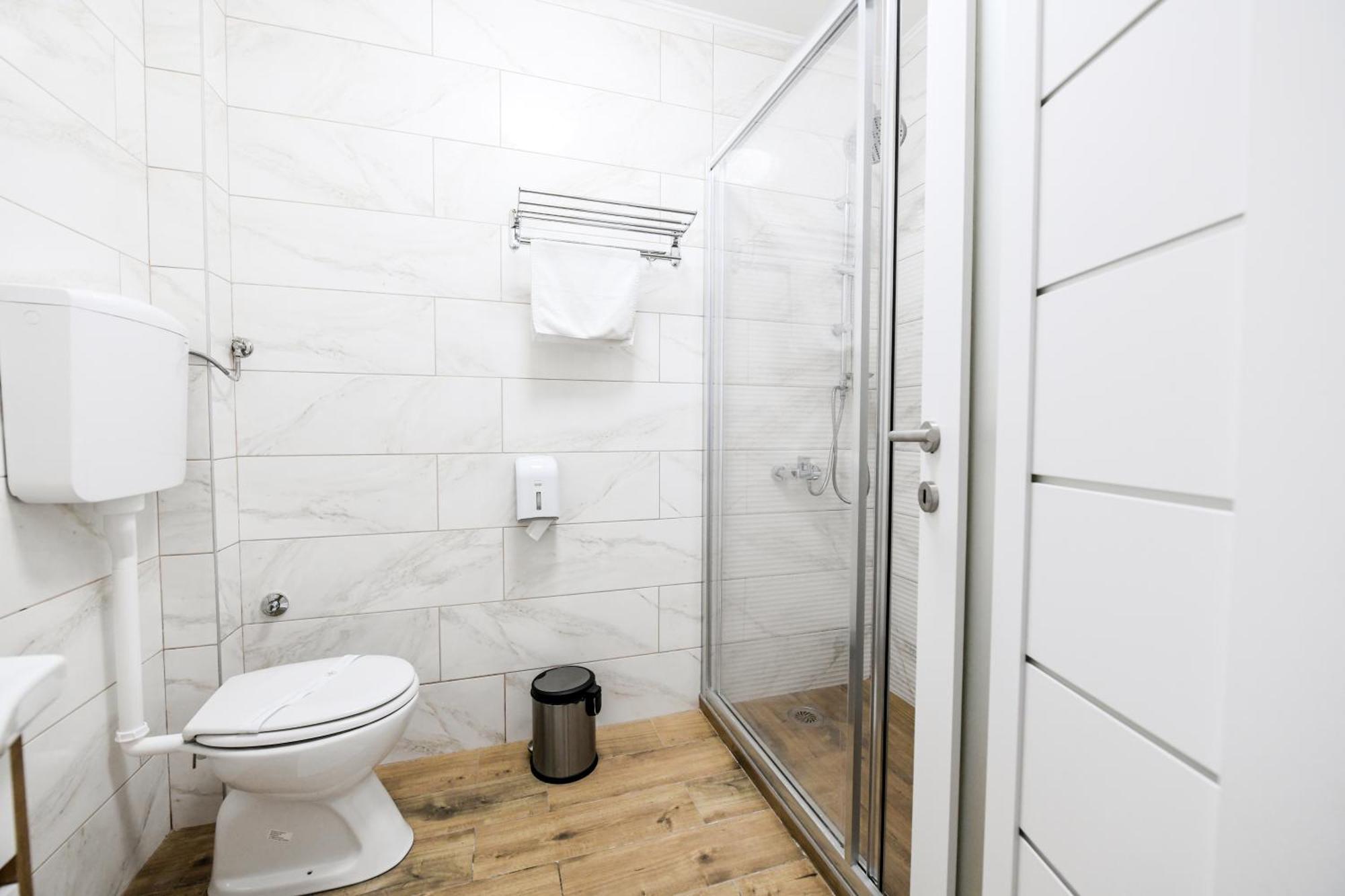 Suncani Breg Apartments Vrdnik Phòng bức ảnh