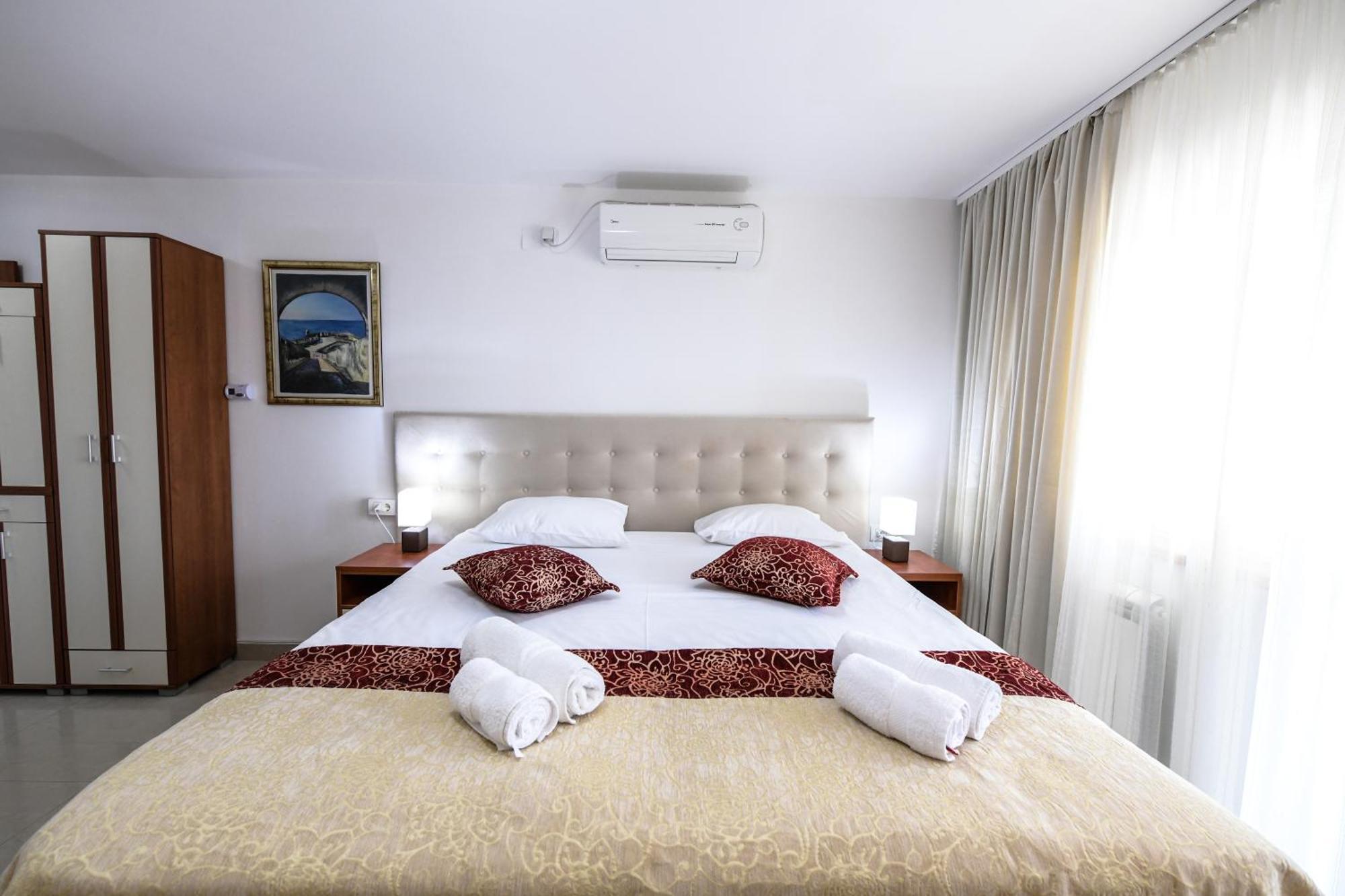 Suncani Breg Apartments Vrdnik Phòng bức ảnh